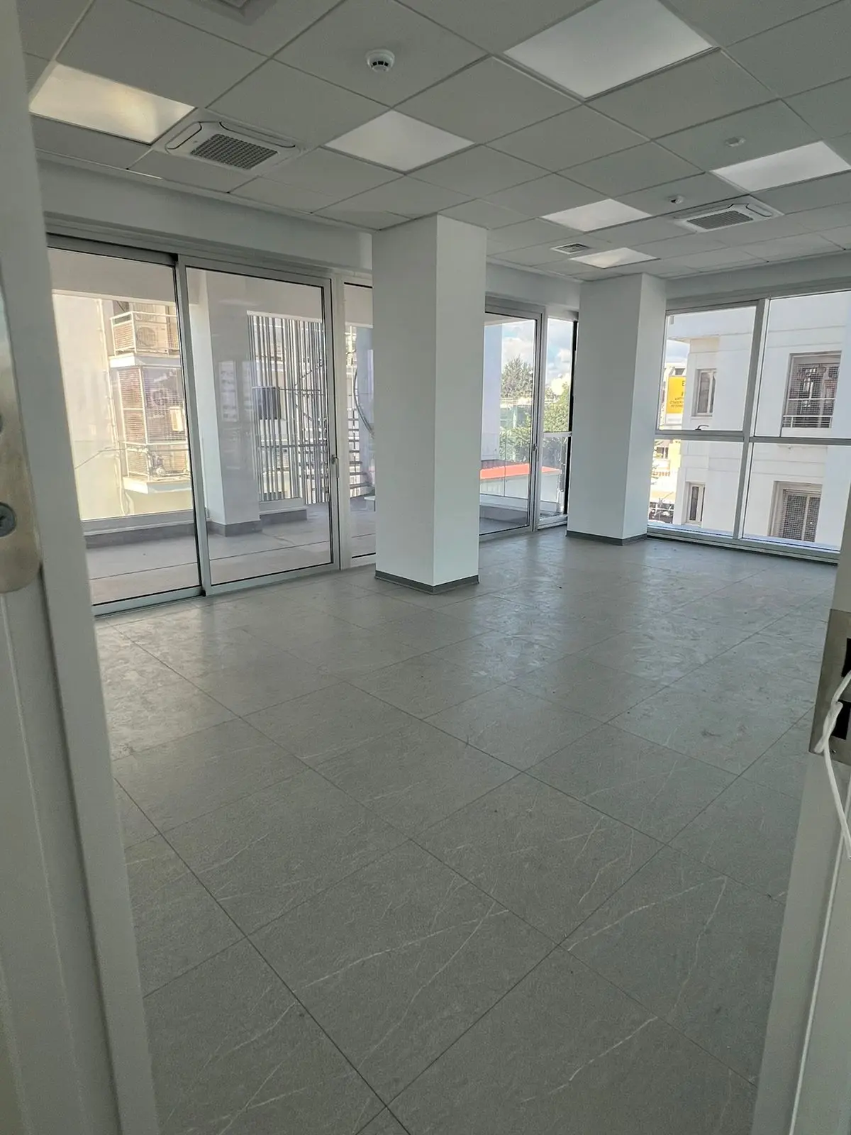 Example Biuro in Limassol