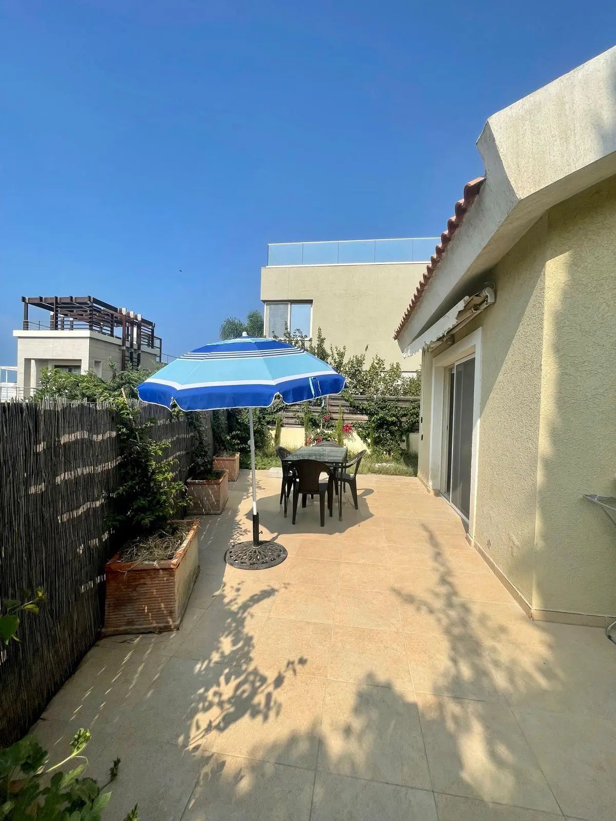 Example Willa in Limassol