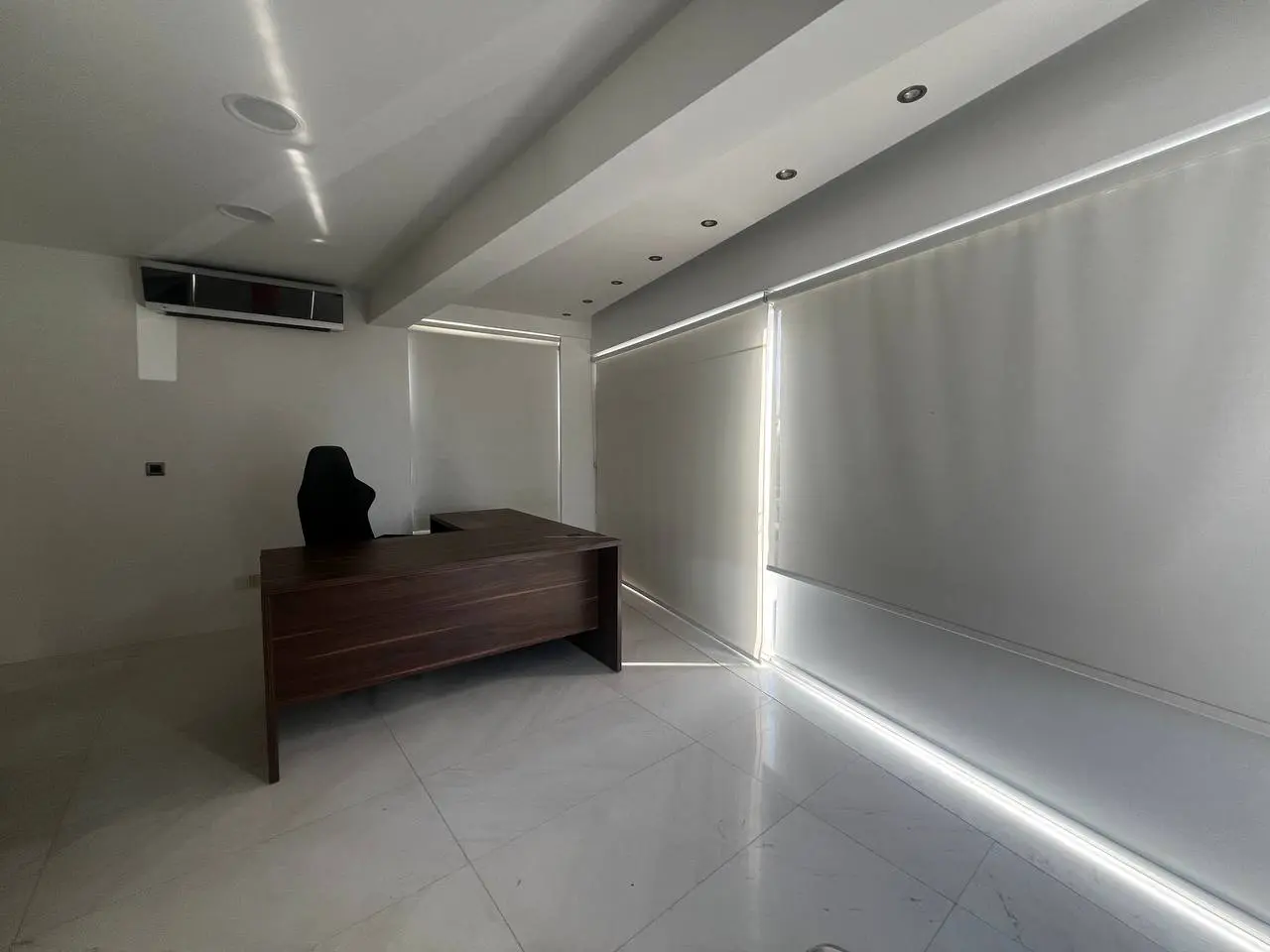 Example Biuro in Limassol