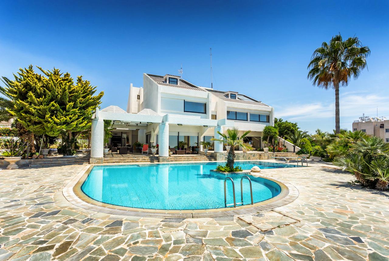 Hidden example Willa