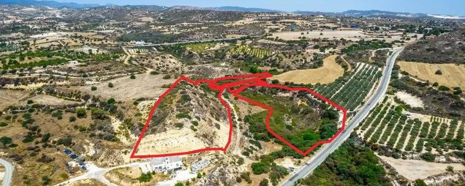 Hidden example Grunt rolny