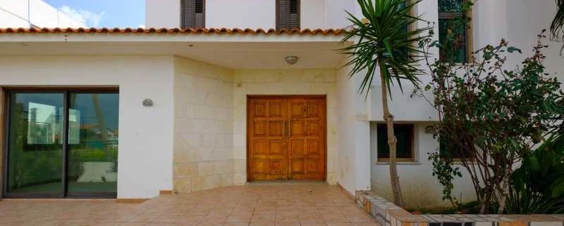 Example Private in Nicosia