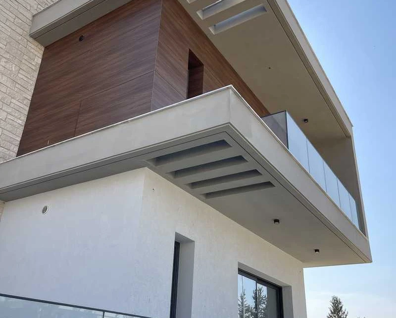 Market example Villa