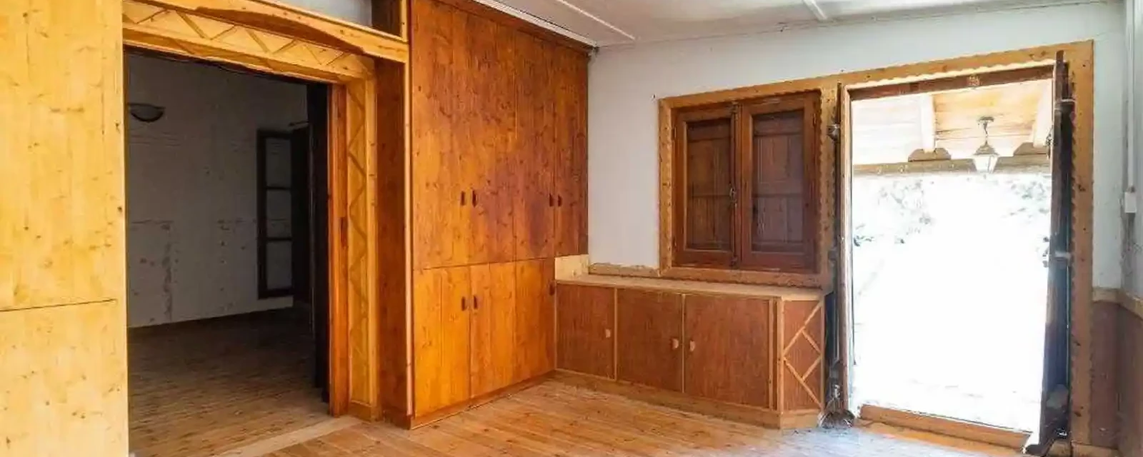 Market example Warehouse